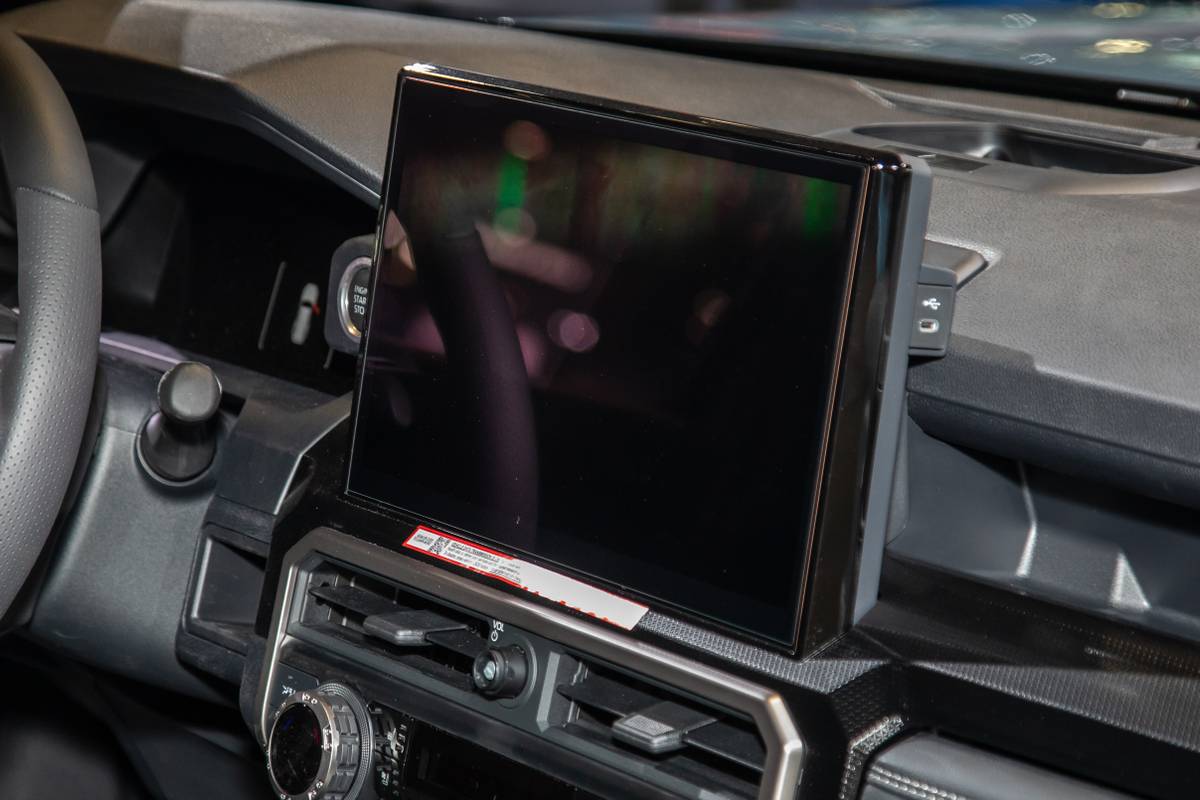 toyota 4runner 4wd limited 2026 18 interior center stack display cas jpg