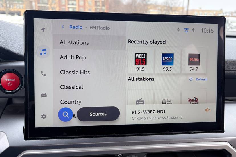 toyota-4runner-hybrid-trd-off-road-premium-2025-02-interior-center-stack-display