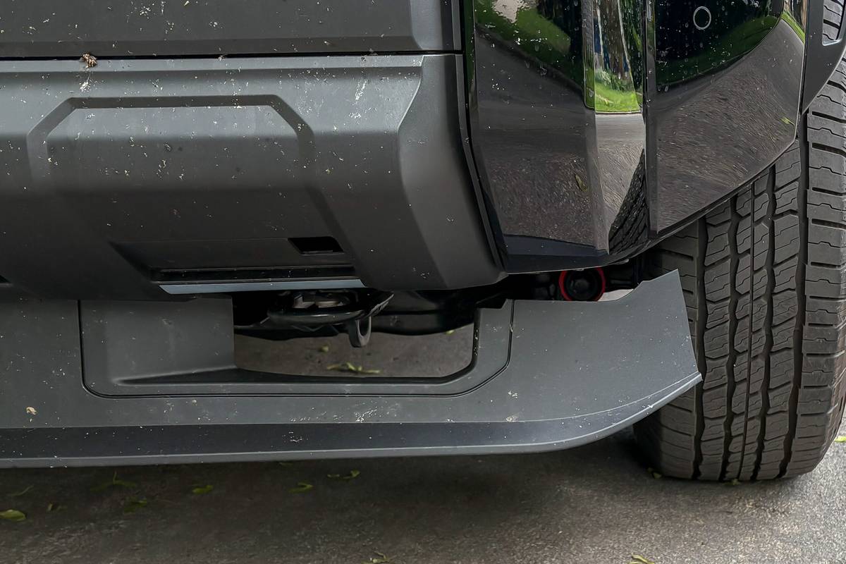 toyota 4runner hybrid trd off road premium 2025 05 exterior air dam scaled jpg