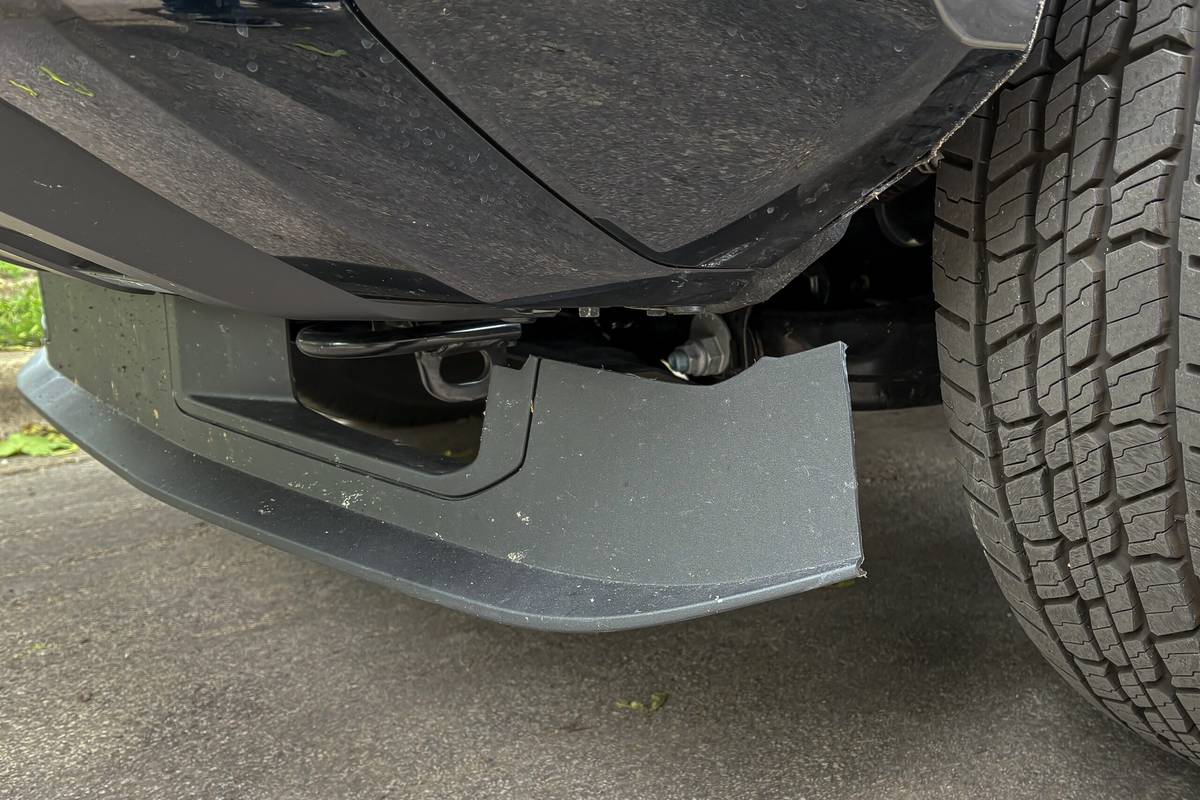 toyota 4runner hybrid trd off road premium 2025 07 exterior air dam scaled jpg