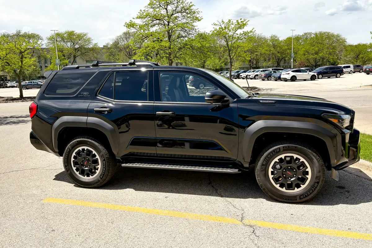 toyota 4runner hybrid trd off road premium 2025 09 exterior profile scaled jpg