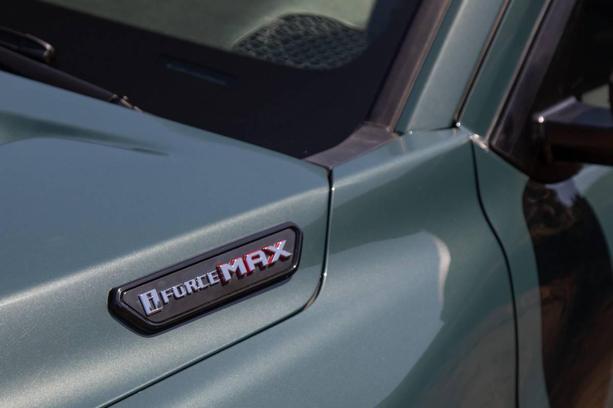 toyota 4runner trailhunter 2025 15 exterior profile badge scaled jpg