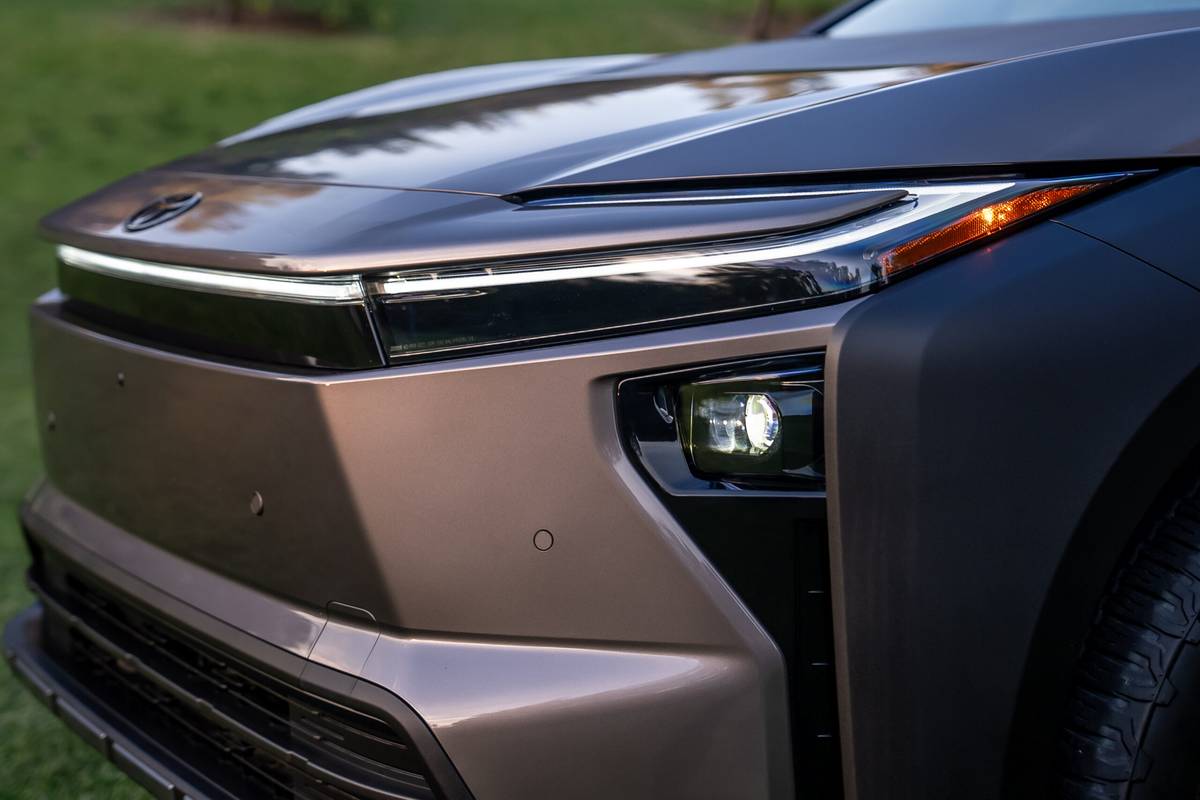 toyota bz woodland 2026 07 exterior headlight scaled jpg