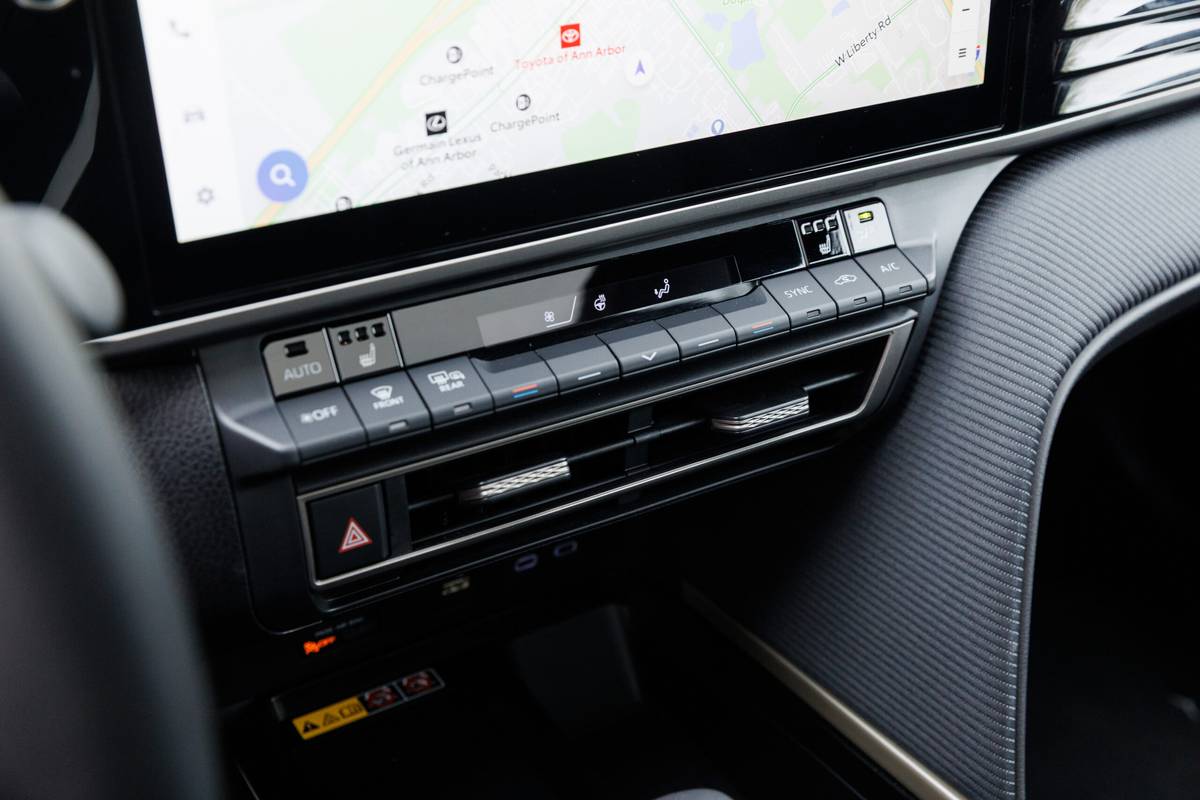 toyota camry nightshade edition 2026 21 interior climate control scaled jpg