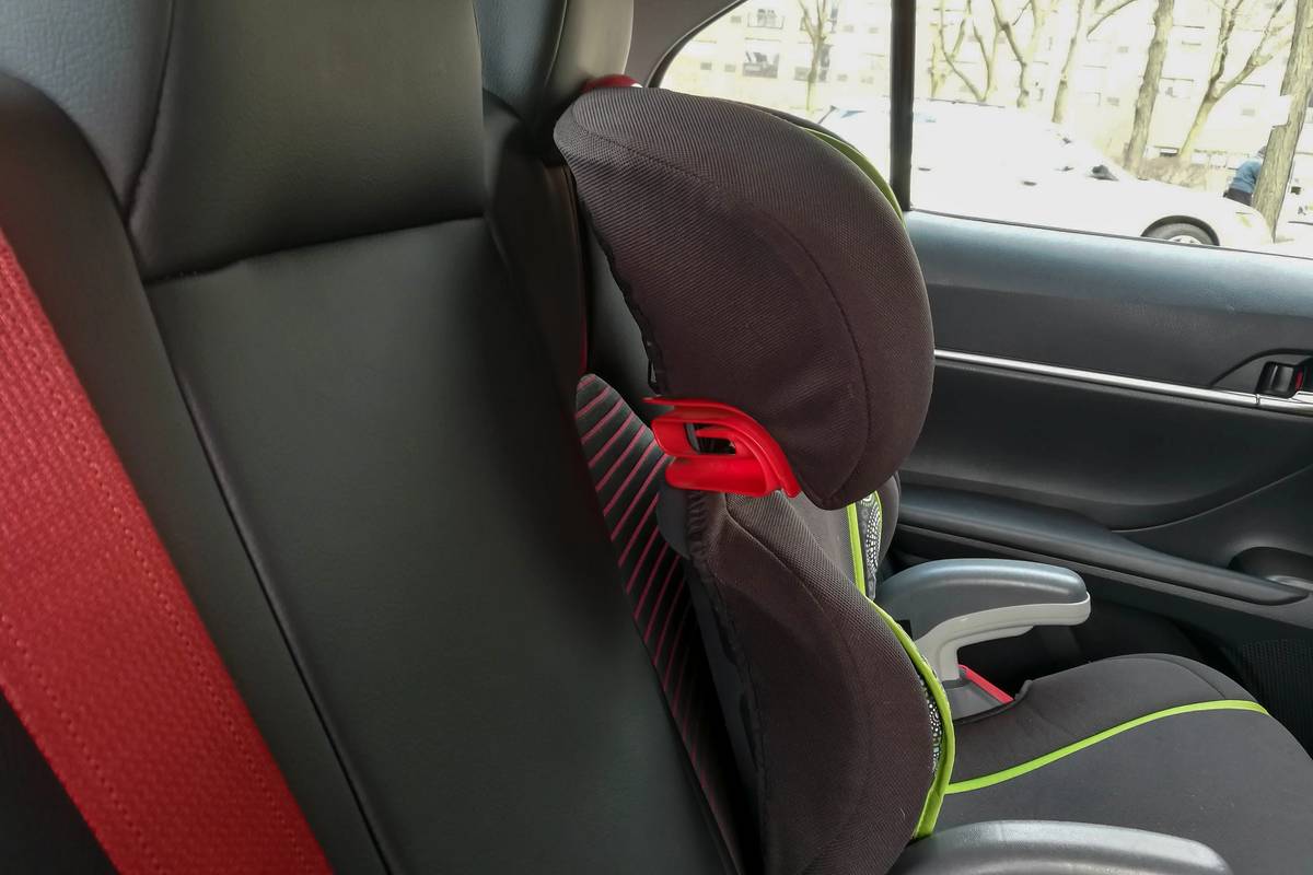 Installing infant car outlet seat in toyota camry