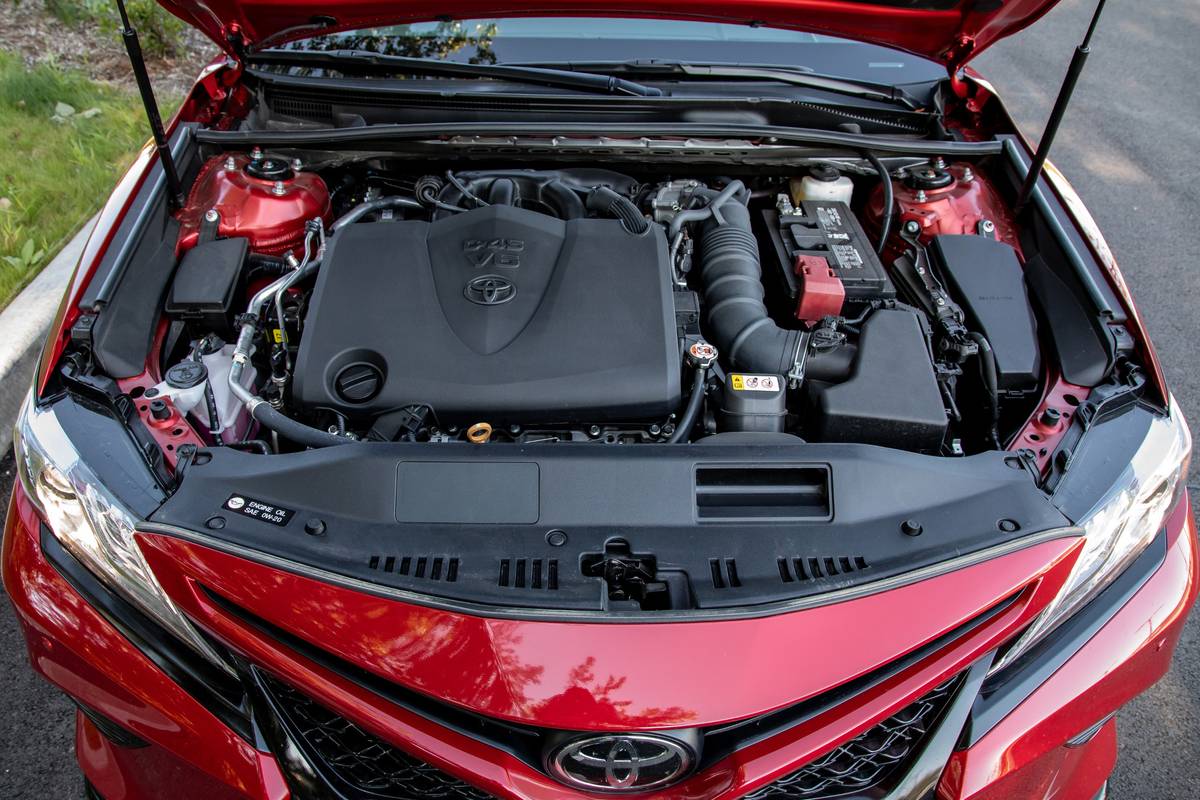 2019 Toyota Camry: 8 Things We Like (and 4 Not So Much) | News | Cars.com