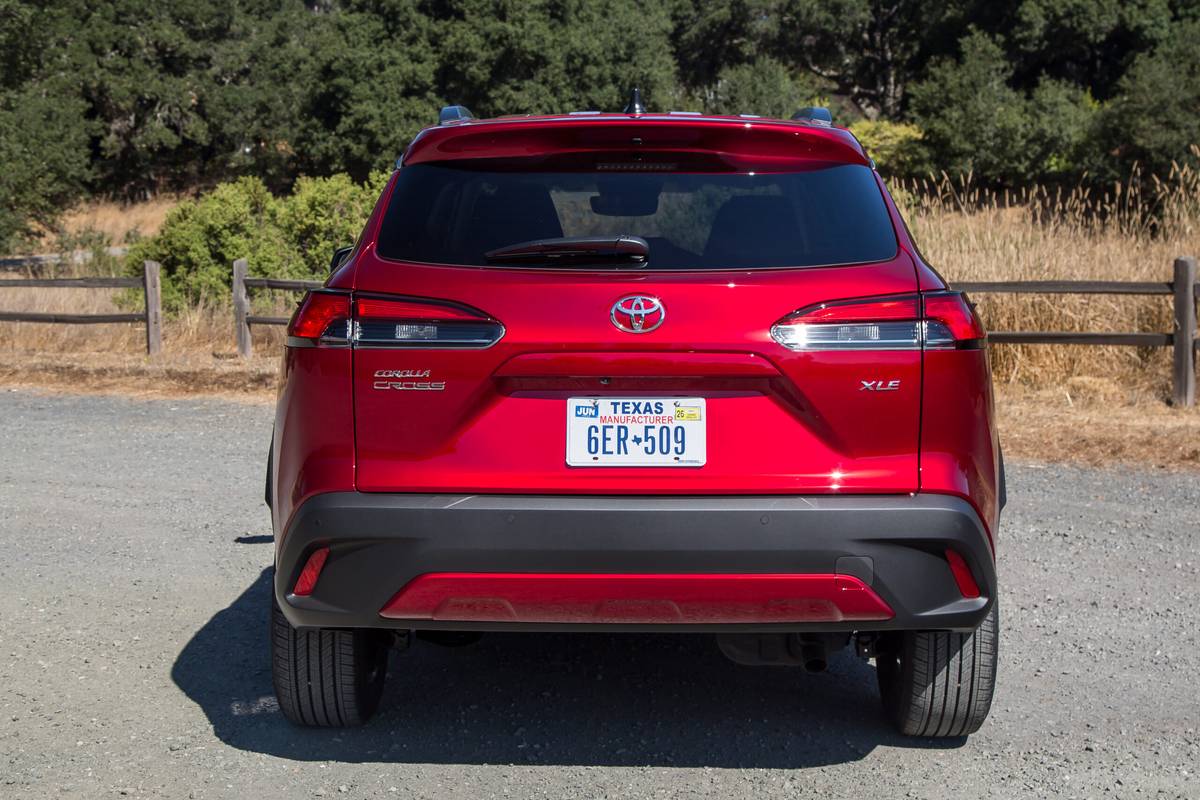 toyota corolla cross 2026 10 exterior rear scaled jpg
