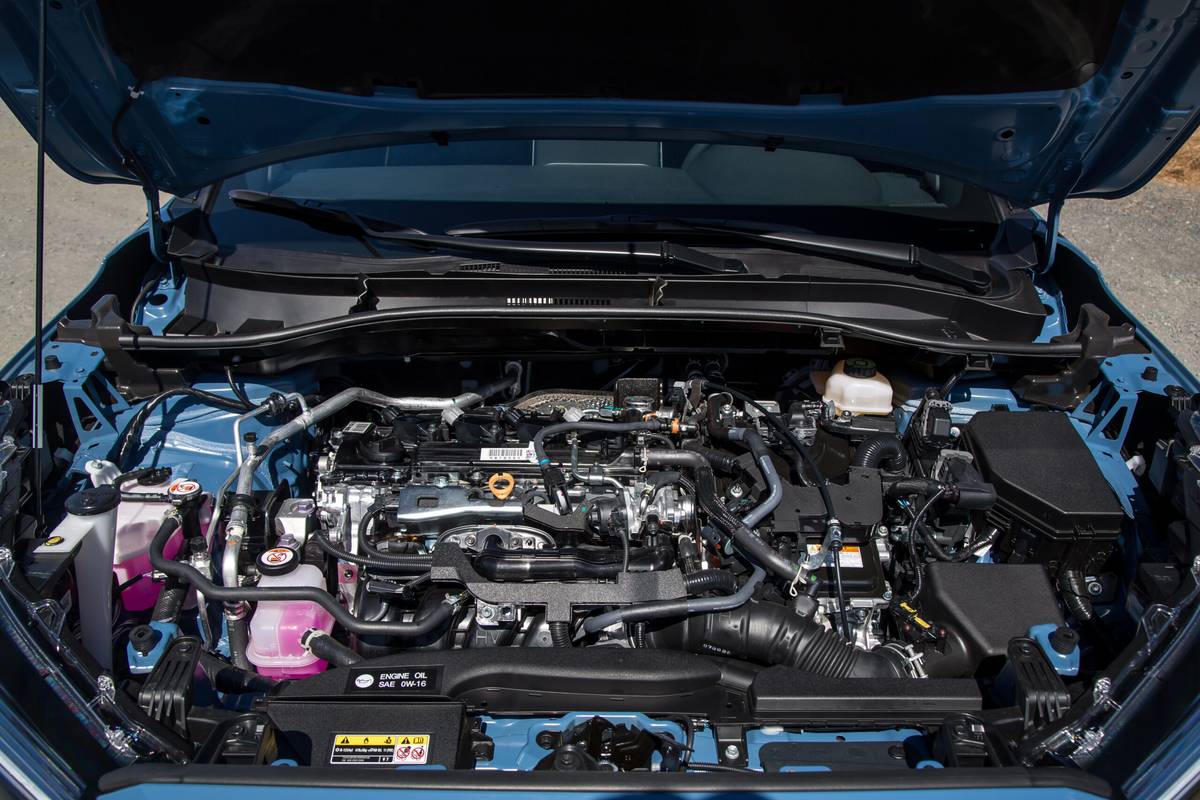 toyota corolla cross 2026 25 interior engine scaled jpg