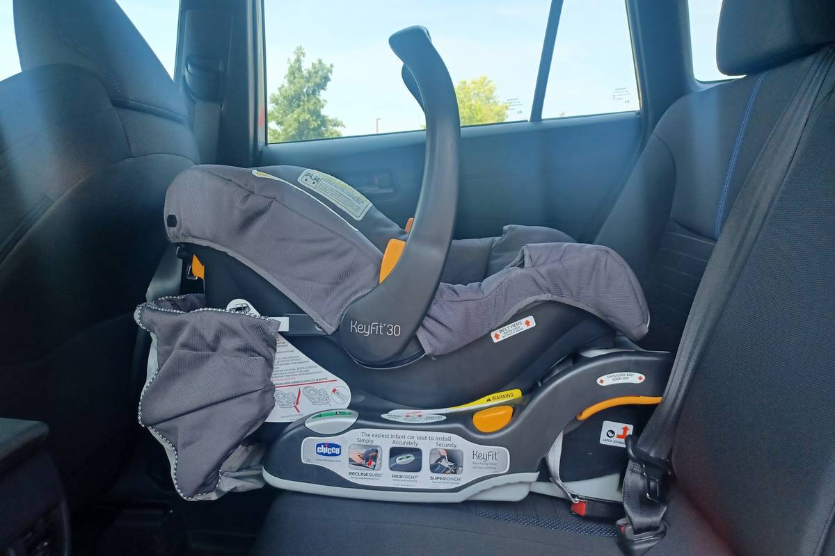 are we supposed to remove the car seat padding at some point? - January  2022 Babies, Forums