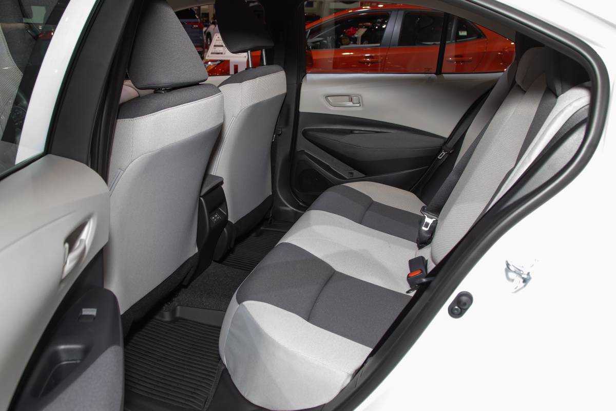 toyota corolla le 2026 07 interior backseat cas jpg