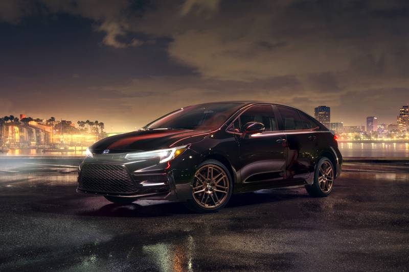 toyota-corolla-nightshade-edition-2024-02-exterior-front-angle-oem