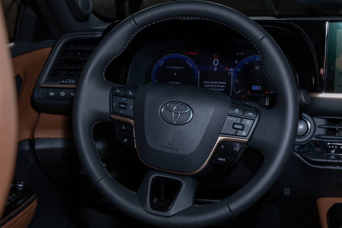 toyota crown signia 2025 16 interior steering wheel scaled jpg