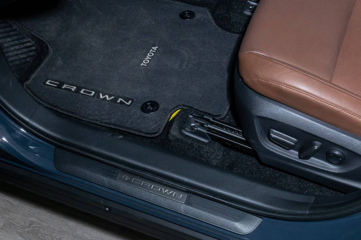 toyota crown signia 2025 25 interior door badge scaled jpg