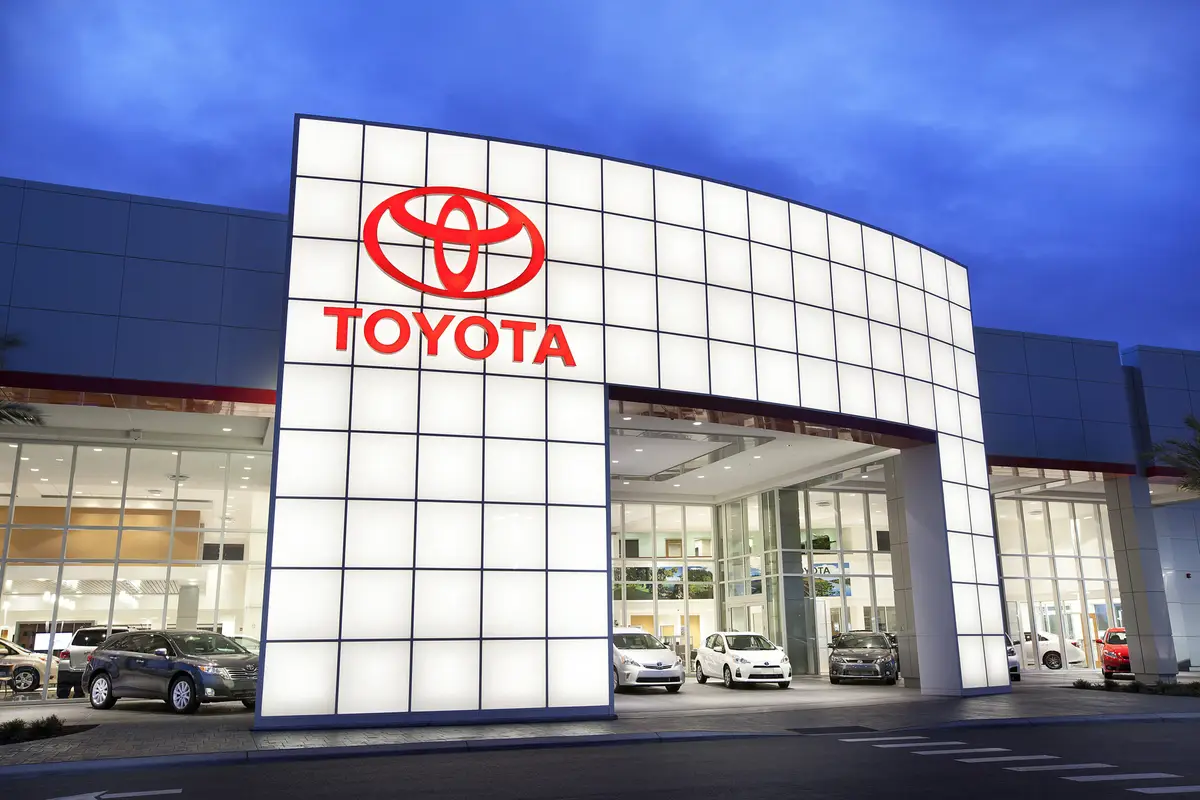 toyota dealership 2025 exterior oem 01 scaled jpg