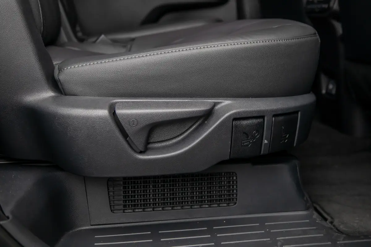 toyota grand highlander hybrid nightshade 2026 57 interior second row jpg