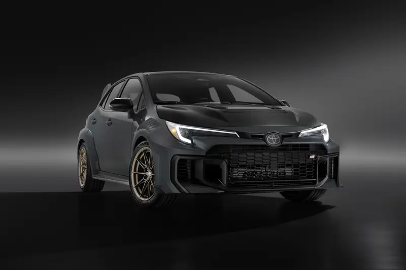 toyota-grmn-corolla-2026-exterior-oem-16