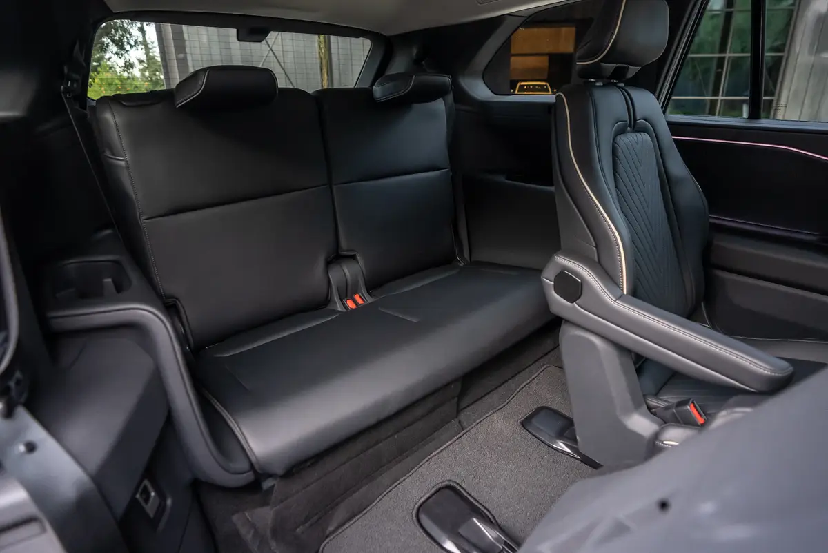 toyota highlander 2027 24 interior third row jpg