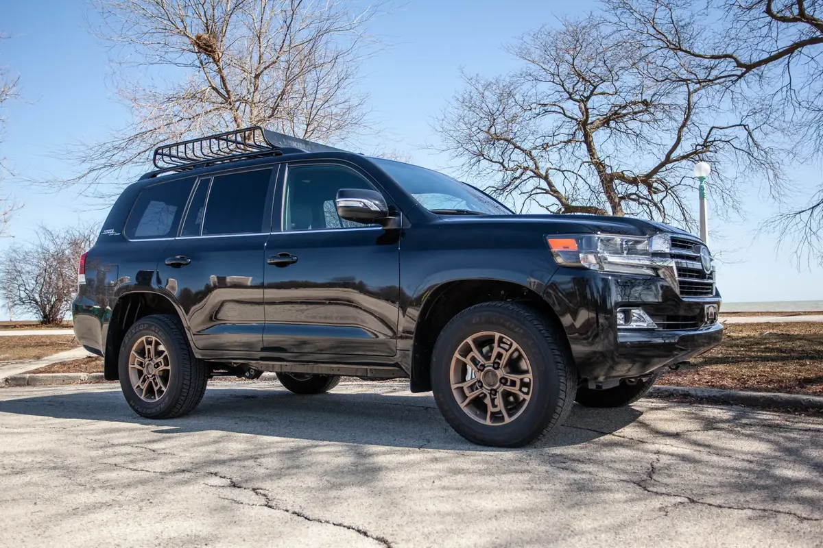 2021 Toyota Land Cruiser Specs, Price, MPG & Reviews