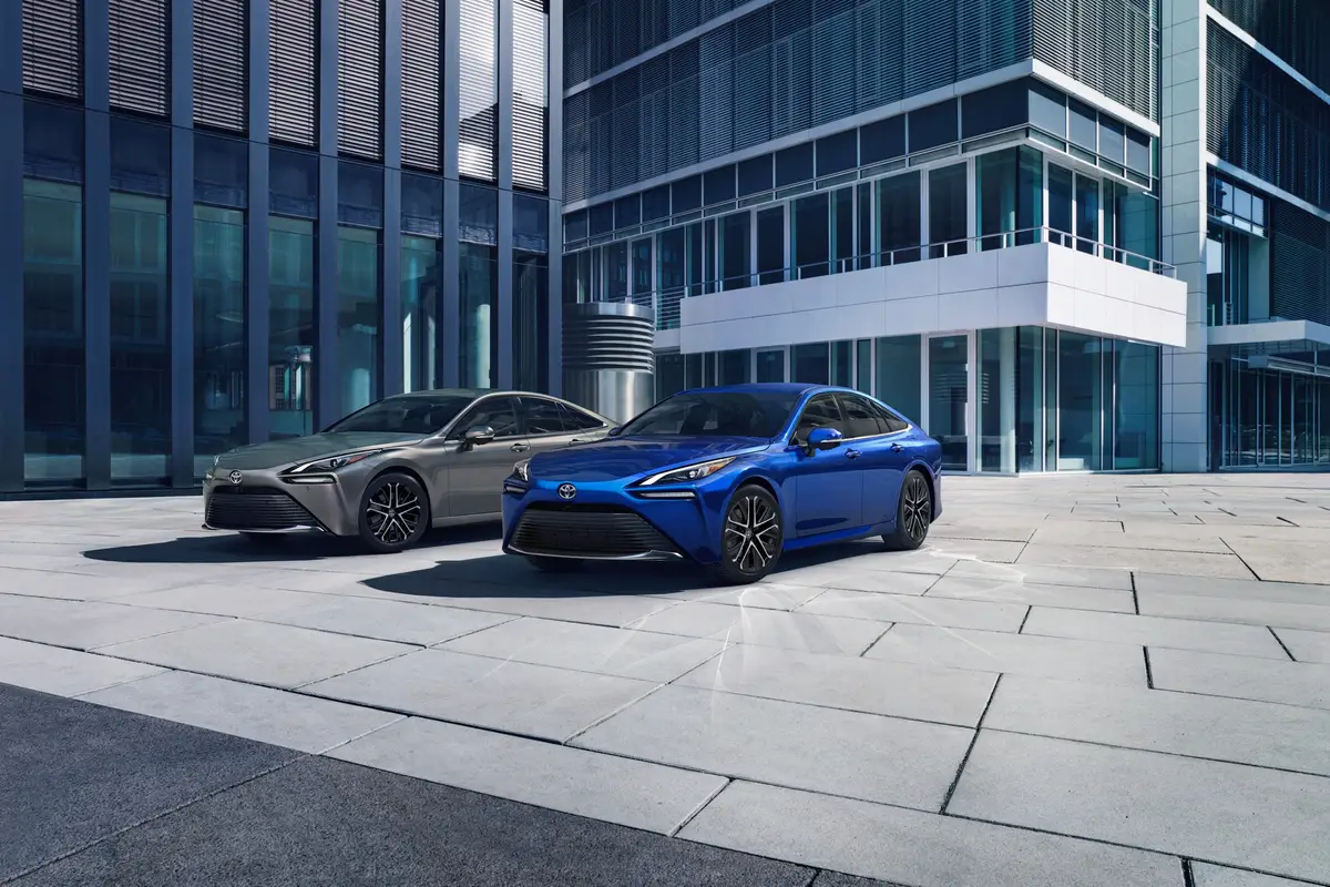 toyota mirai 2026 exterior oem 01 jpg