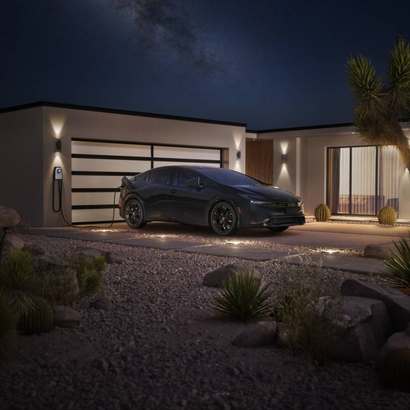 toyota-prius-plug-in-hybrid-nightshade-2026-oem-01