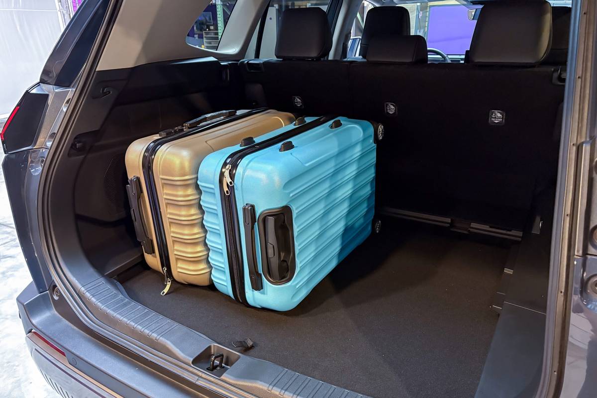 toyota rav4 2026 05 interior cargo scaled jpg