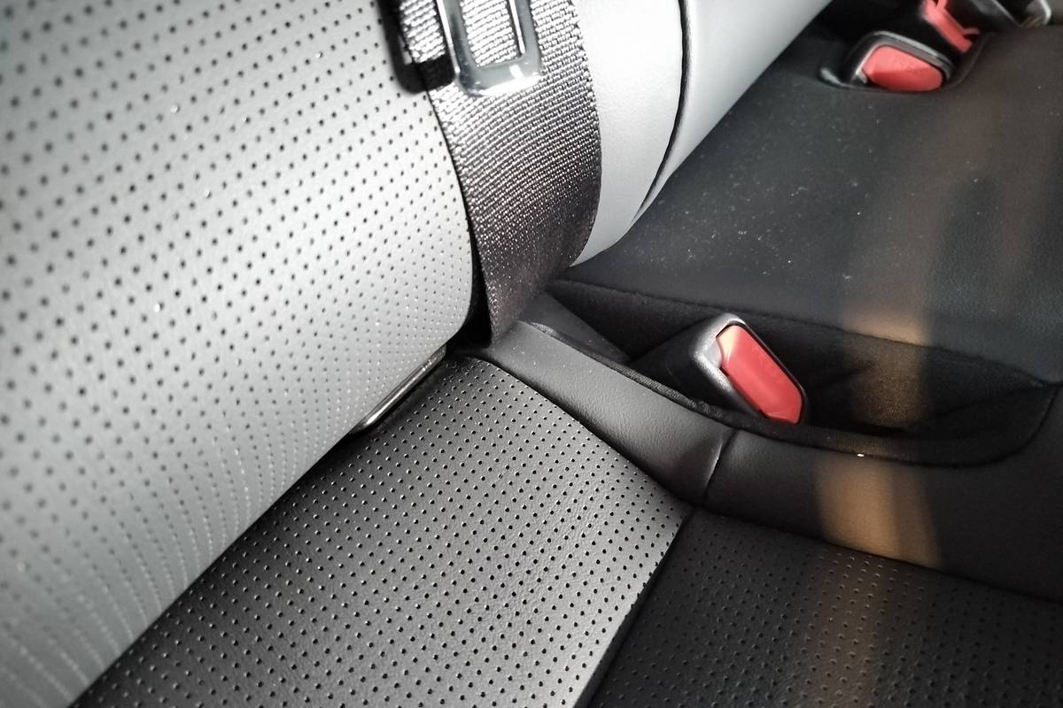 toyota rav4 2026 interior csc 04 jpg