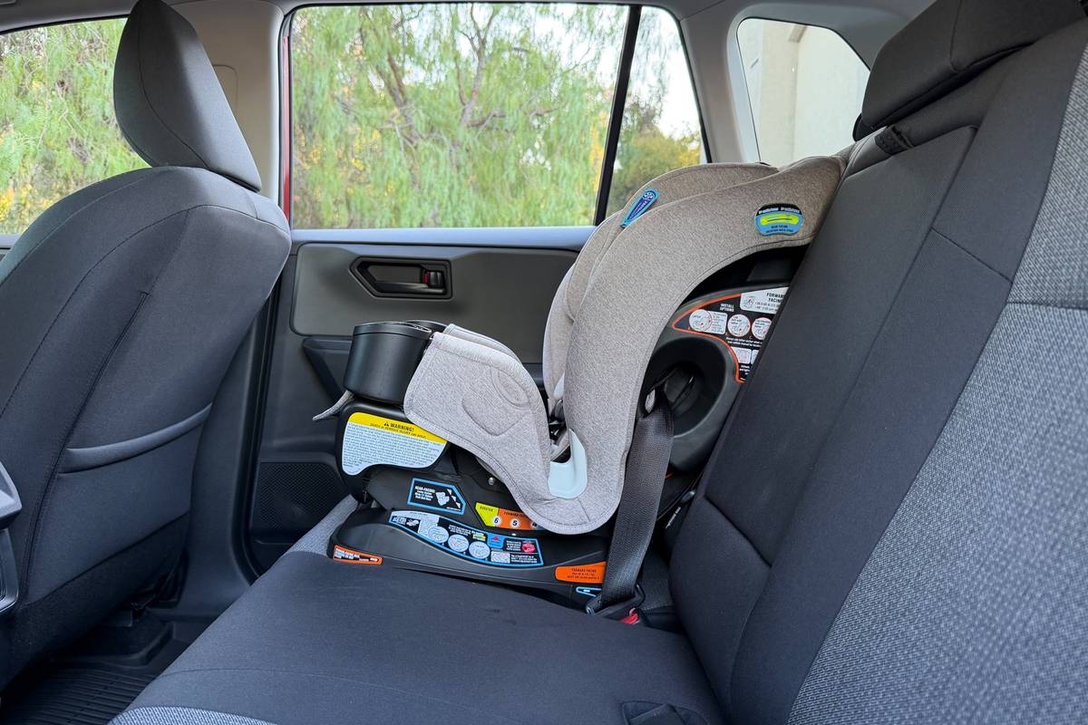 toyota rav4 2026 interior csc 06 jpg