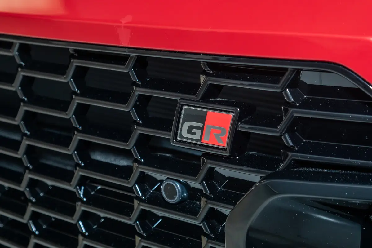 toyota rav4 gr sport 2026 06 exterior grille badge jpg