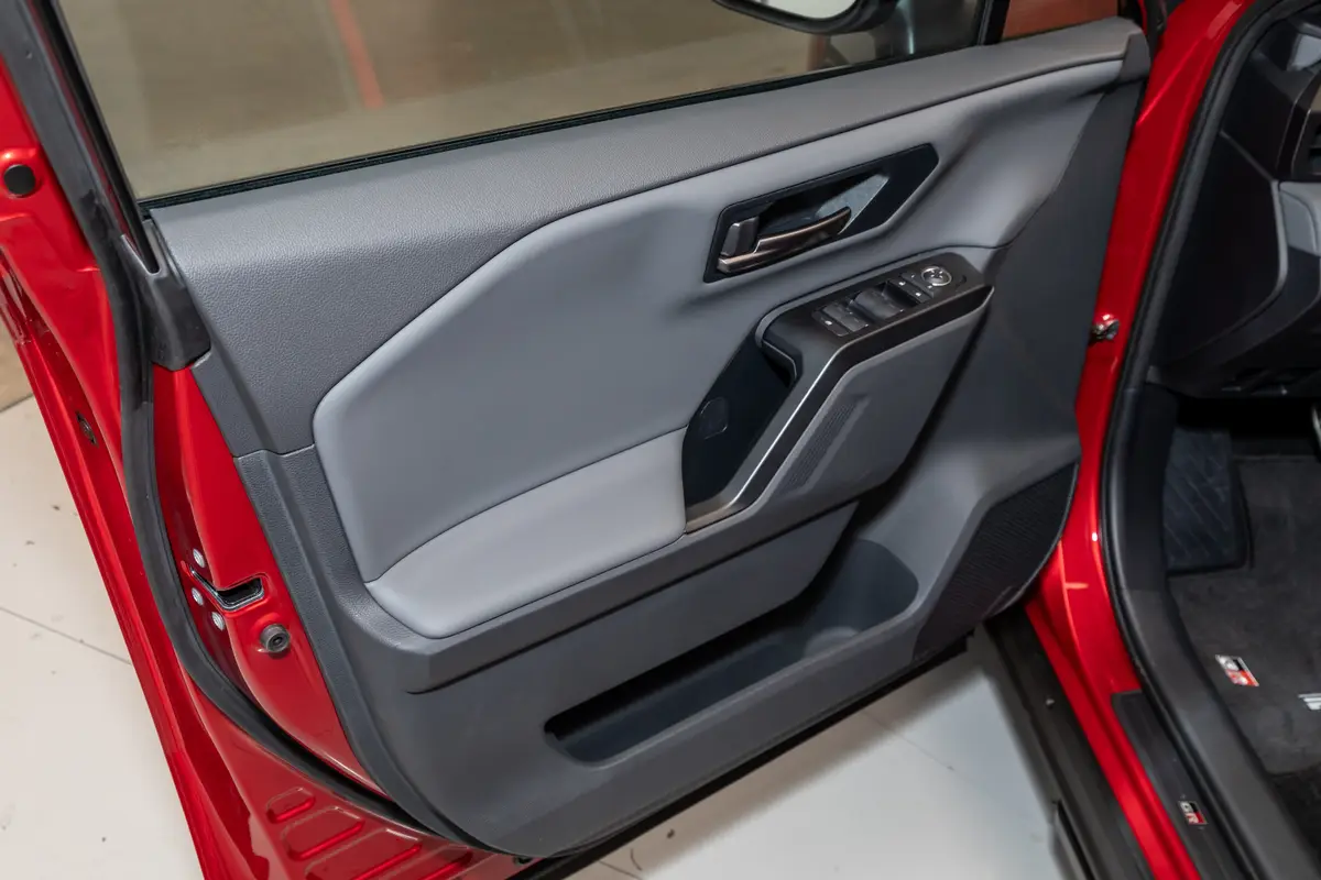 toyota rav4 gr sport 2026 32 interior door jpg