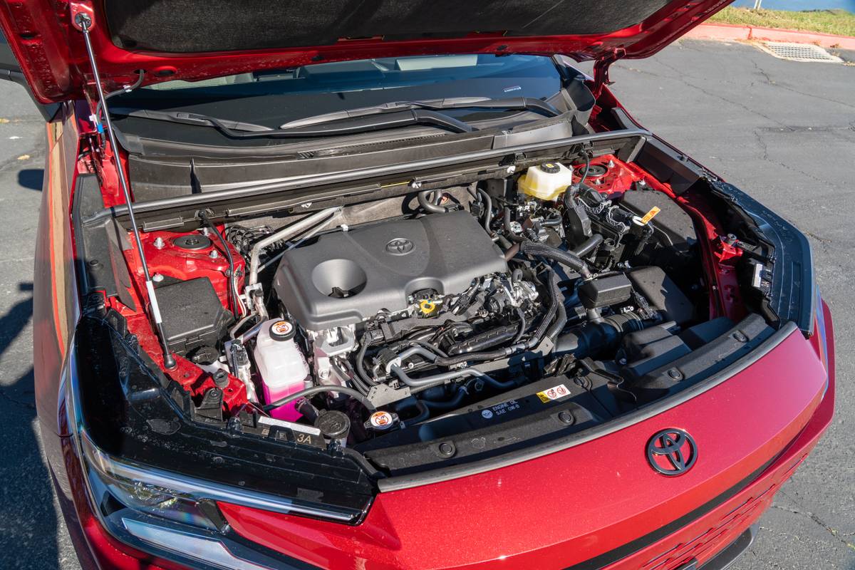 toyota rav4 hybrid le awd 2026 05 exterior engine bay jpg