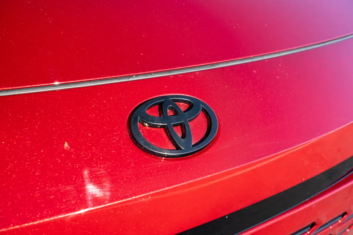 toyota rav4 hybrid le awd 2026 06 exterior badge detail jpg