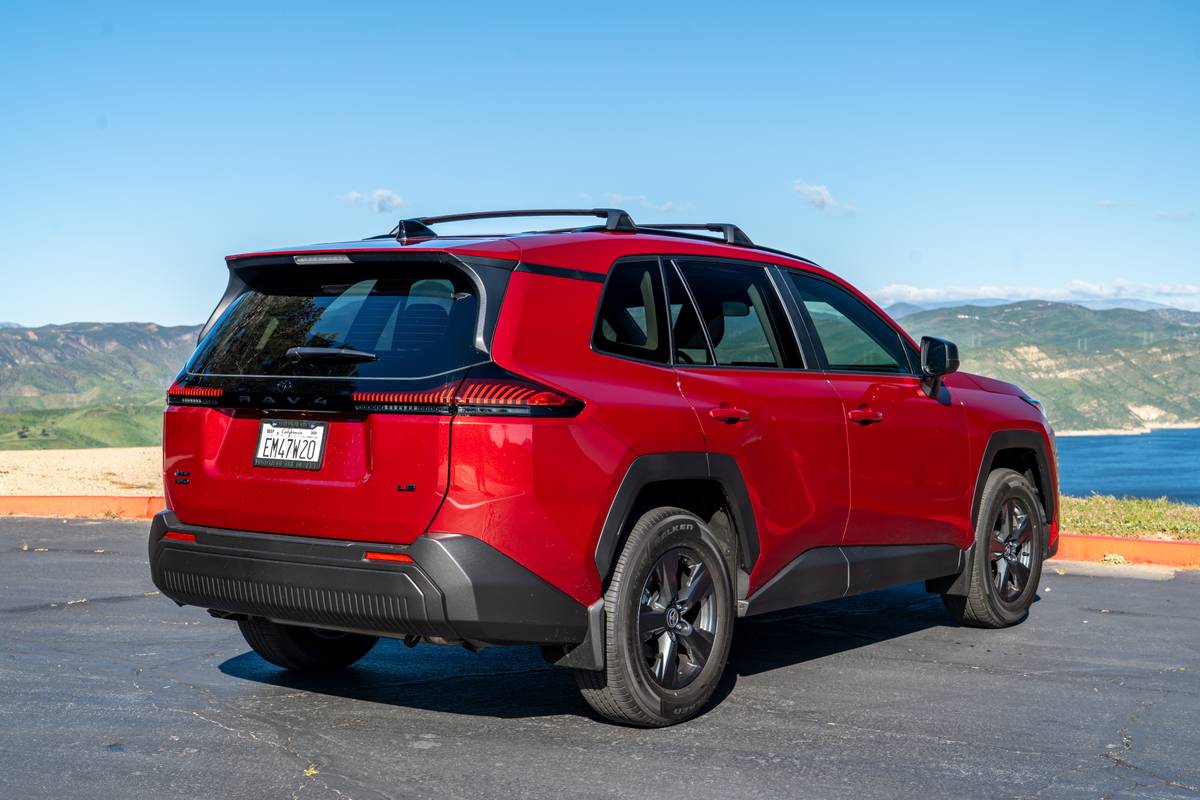 toyota rav4 hybrid le awd 2026 37 exterior rear angle jpg