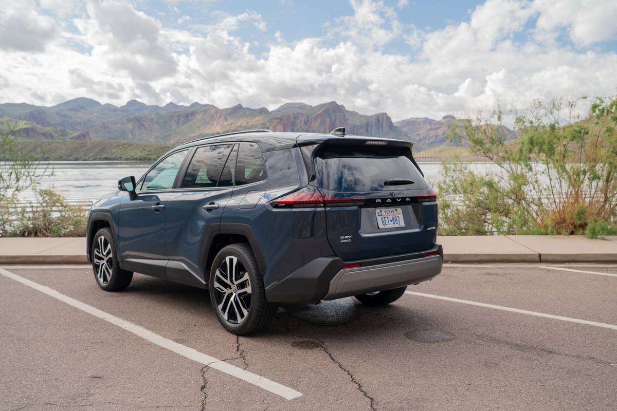 toyota rav4 limited 2026 09 exterior rear angle jpg