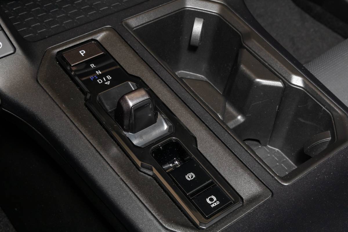 toyota rav4 limited 2026 56 interior gearshift jpg
