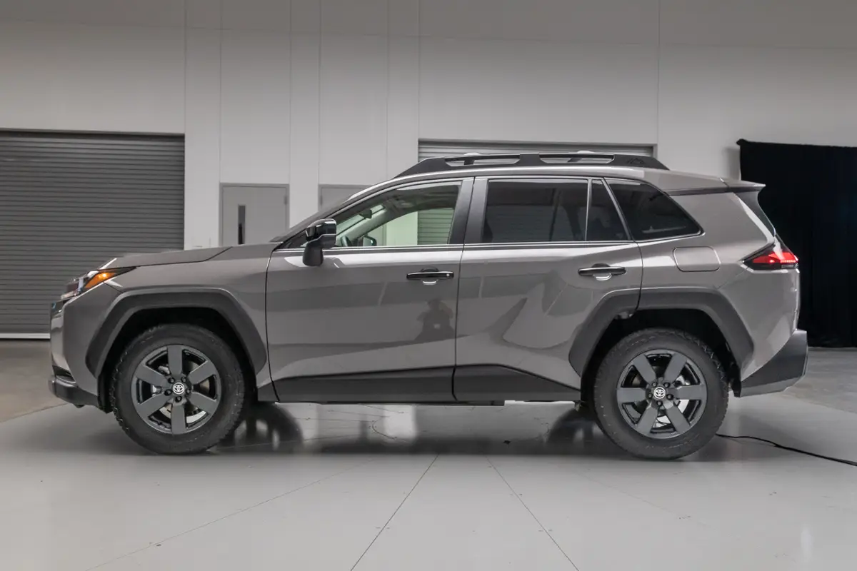 toyota rav4 woodland 2026 79 exterior profile jpg