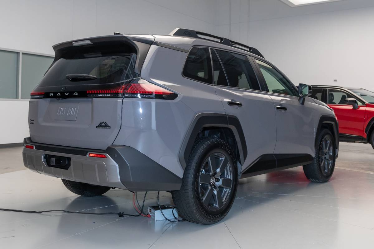 toyota rav4 woodland 2026 82 exterior rear angle jpg