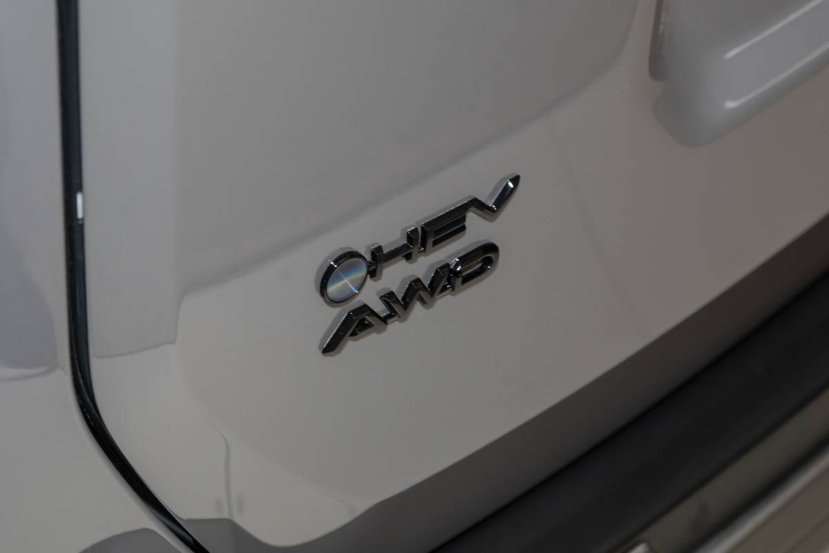 toyota rav4 woodland 2026 85 exterior rear badge jpg