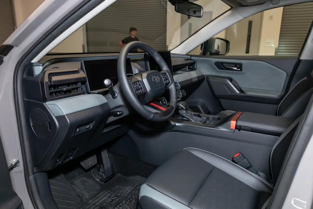 toyota rav4 woodland 2026 97 interior front row jpg