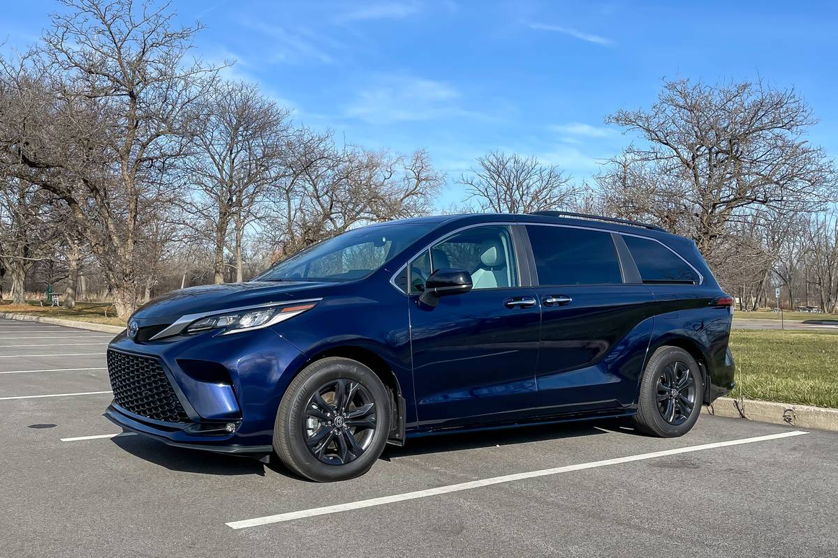 2024 Toyota Sienna Hybrid Review Unique in a Dwindling Class