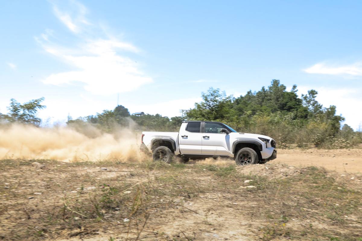 toyota tacoma trd pro 2025 20 exterior dynamic offroad profile scaled jpg