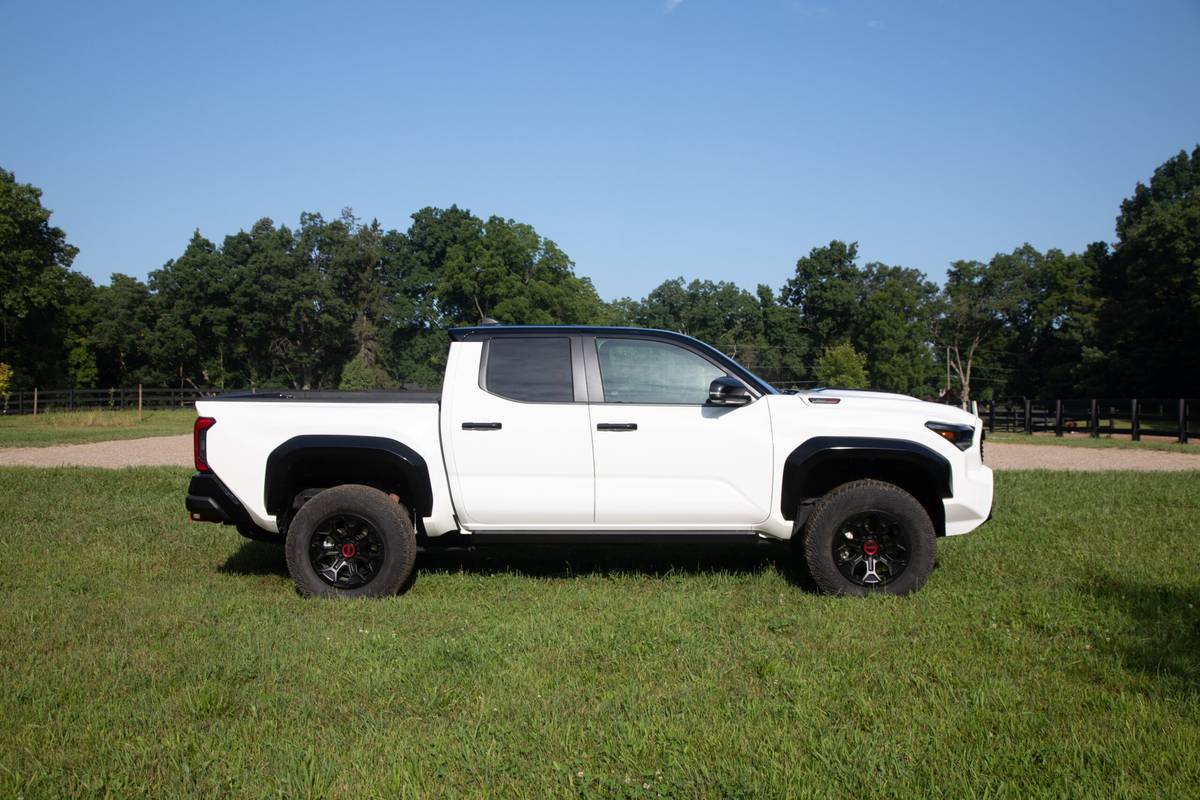 toyota tacoma trd pro 2025 36 exterior profile scaled jpg