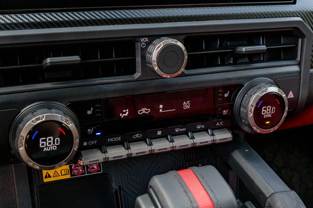toyota tacoma trd pro 2025 78 interior climate control scaled jpg