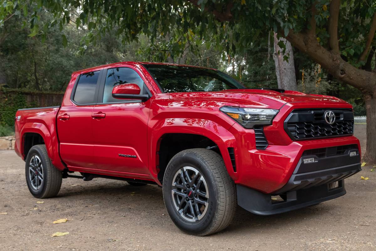 toyota tacoma trd sport double cab 2024 38 exterior front angle scaled jpg
