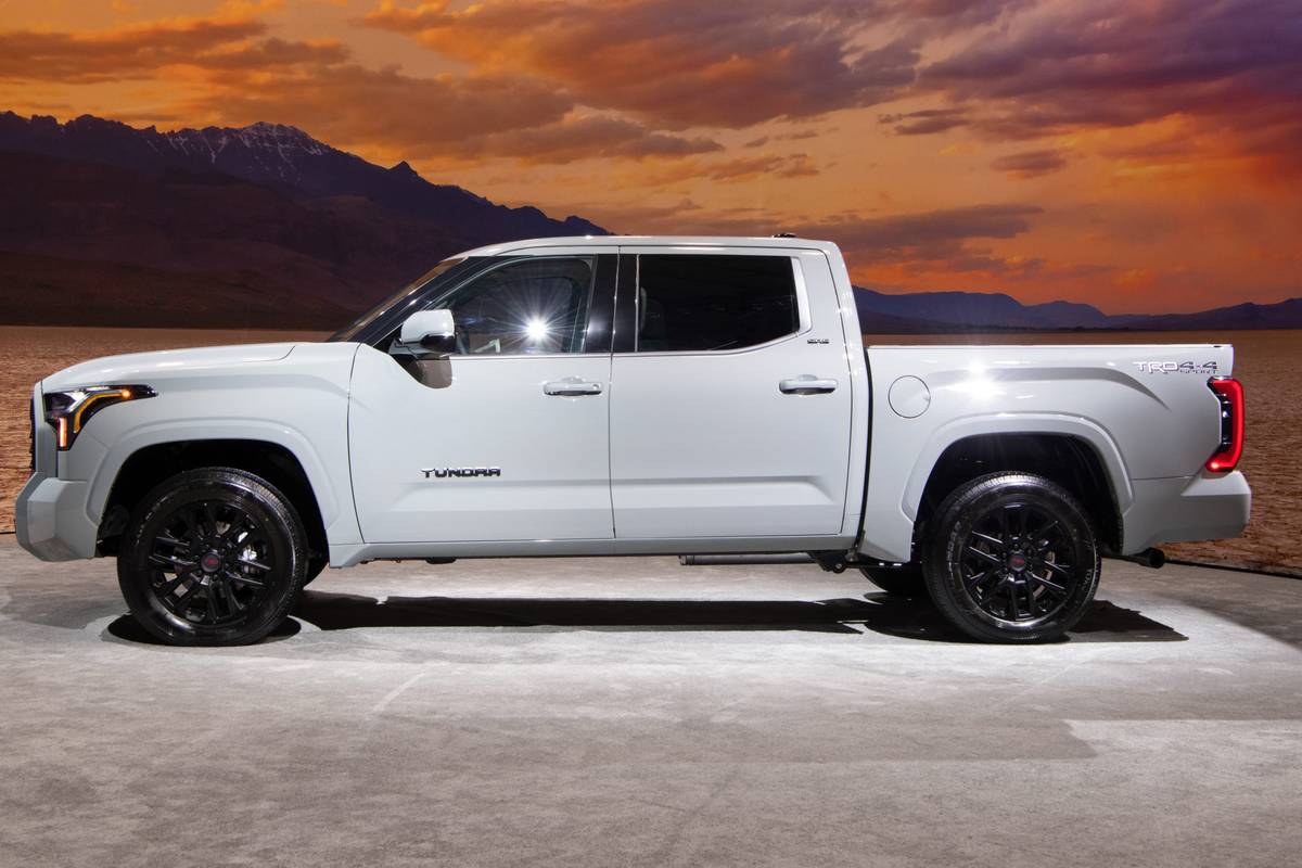 2022 Toyota Tundra Hybrid - Specs, Prices, MPG, Reviews & Photos | Cars.com