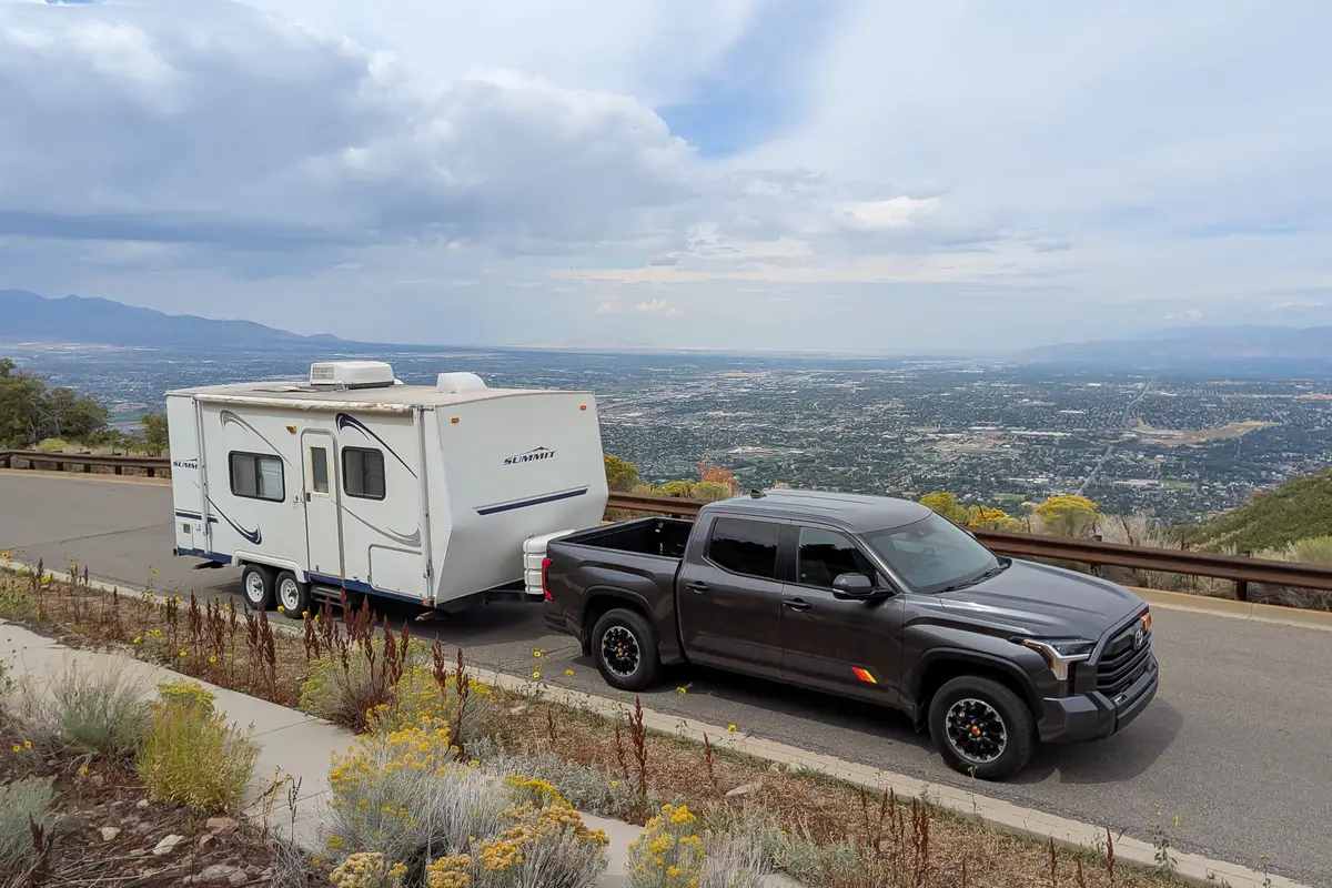 toyota tundra trd rally 2025 01 exterior towing profile scaled jpg