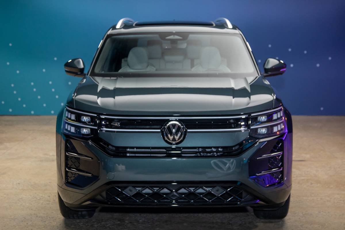 volkswagen atlas 2027 03 exterior front scaled jpg