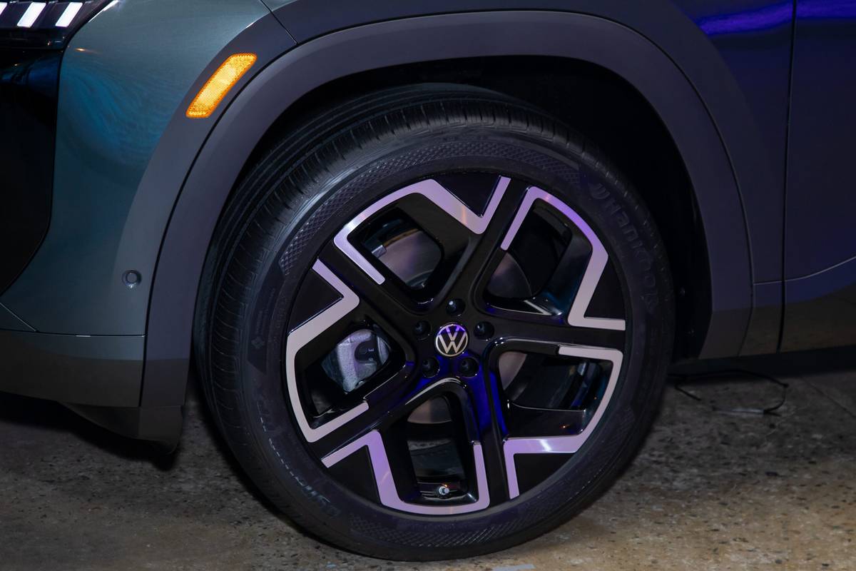 volkswagen atlas 2027 09 exterior wheel scaled jpg