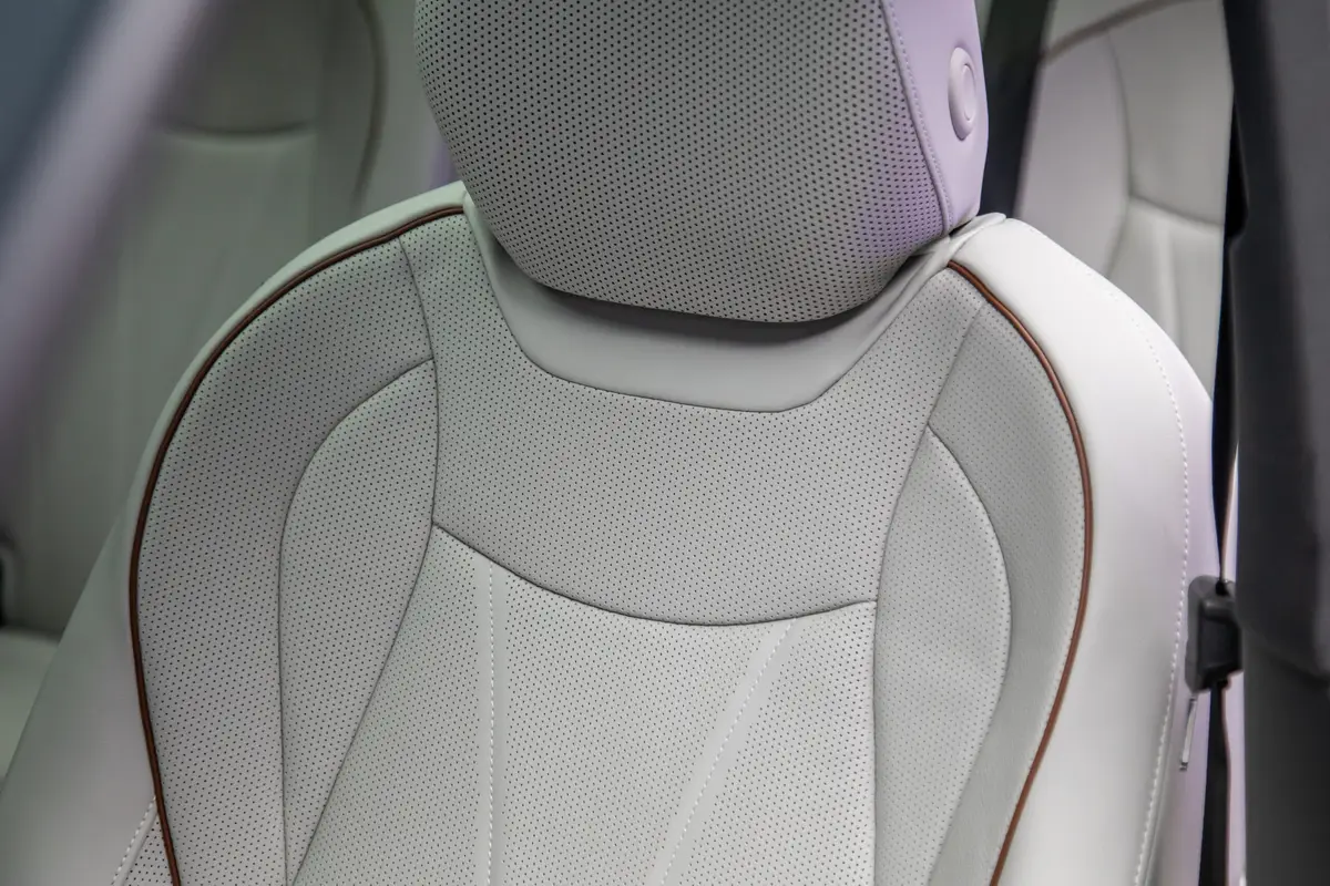 volkswagen atlas 2027 20 interior front row seat scaled jpg