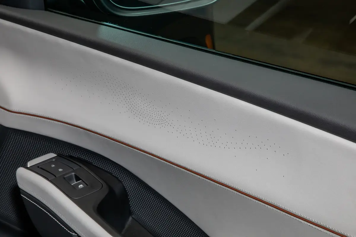 volkswagen atlas 2027 35 interior door detail scaled jpg