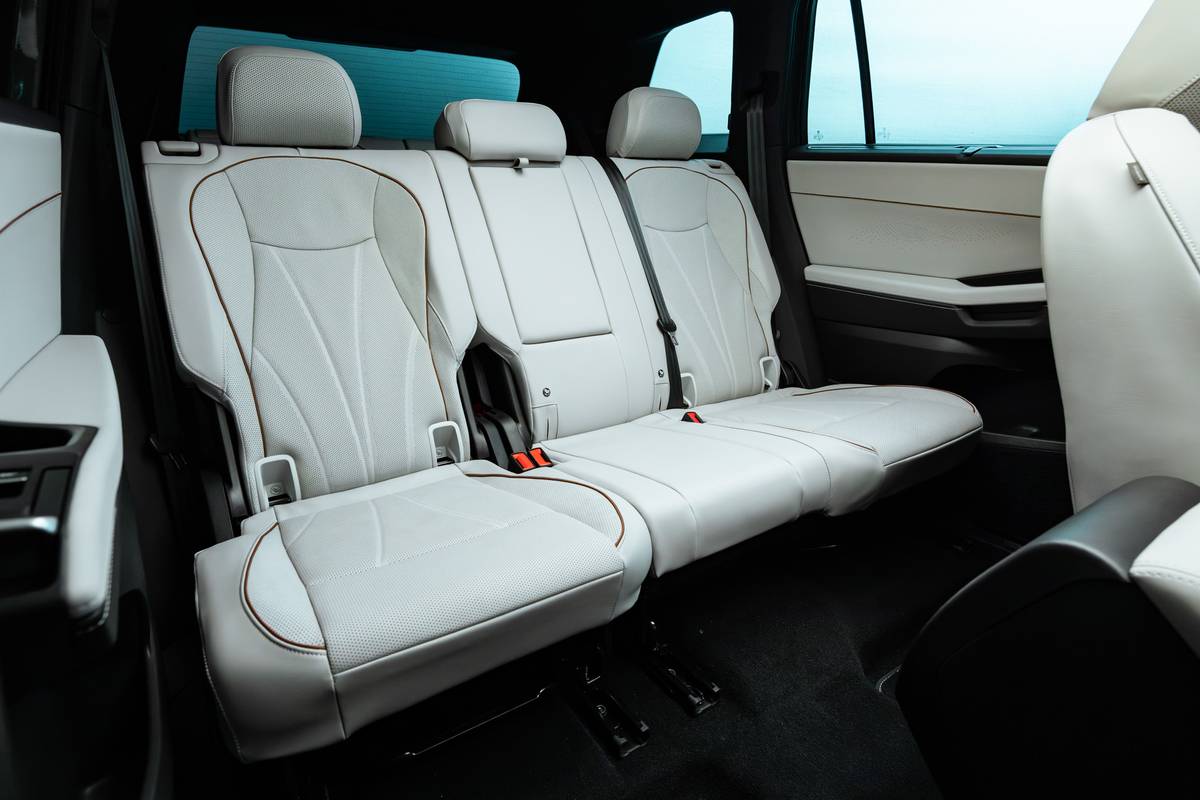 volkswagen atlas r line 2027 interior oem 17 jpg